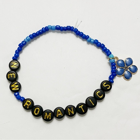 Taylor Swift Eras Tour Friendship Bracelet New Romantics 1989 - Picture 1 of 1